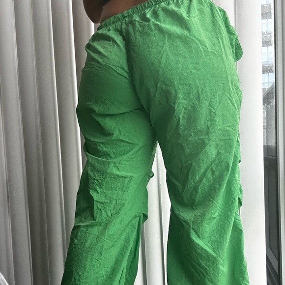 Green cargo pants - Picture 4 of 9